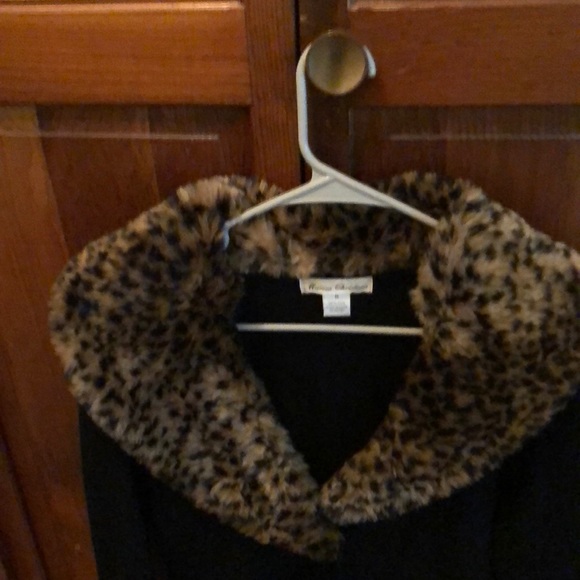 Marisa Christina Jackets & Blazers - Vintage ladies medium jacket with faux fur removable collar